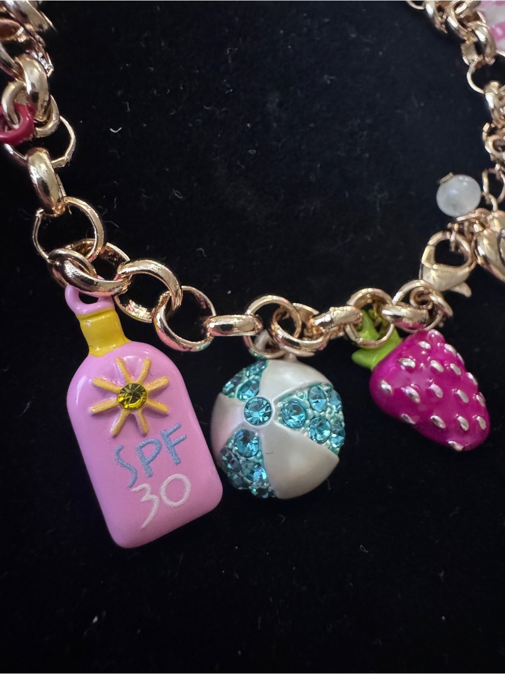 Women Betsey Johnson playful whimsical sparkly summer pool party charms bracelet - Picture 7 of 7